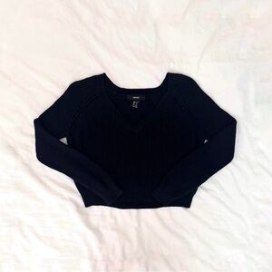 FOREVER 21® WOMEN'S CROPPED CABLE KNIT PULLOVER SWEATER.
